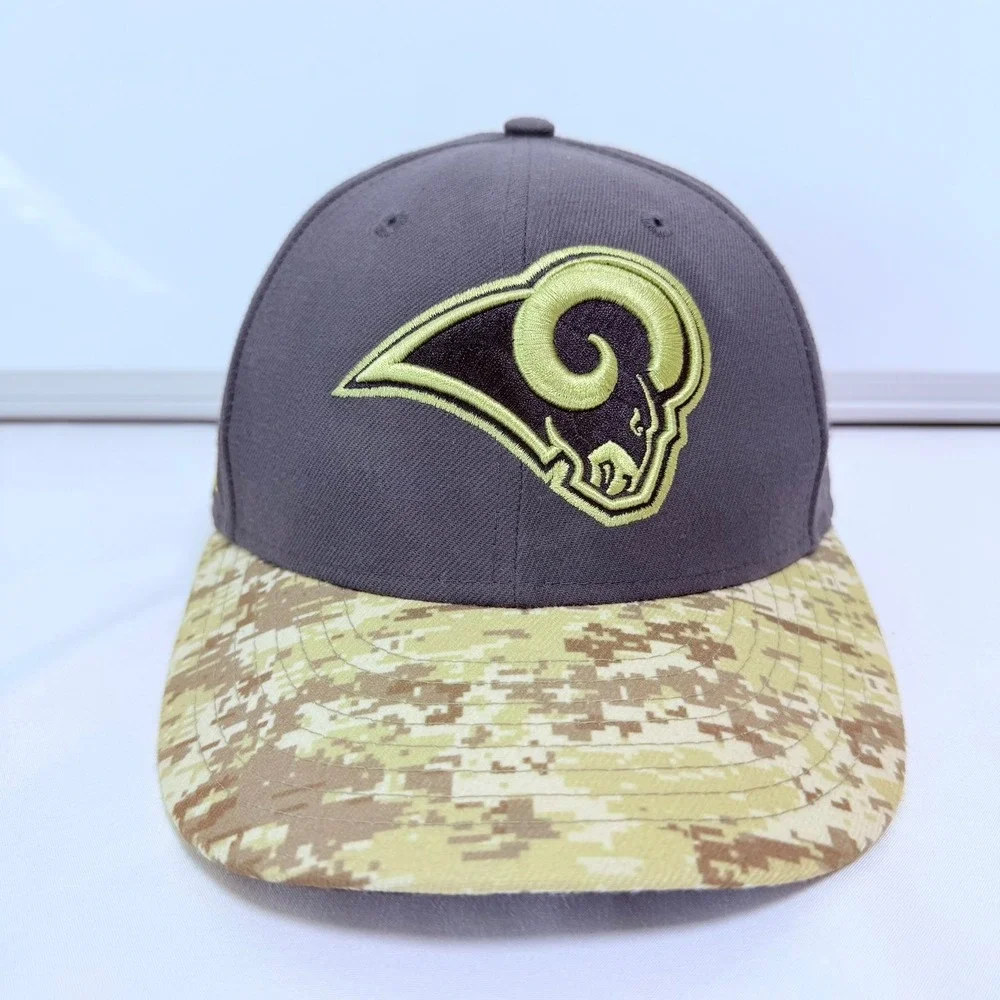 New Era 59FIFTY Low Profile LA Rams Salute to Service Fitted Hat 7 3/8 Grey Camo